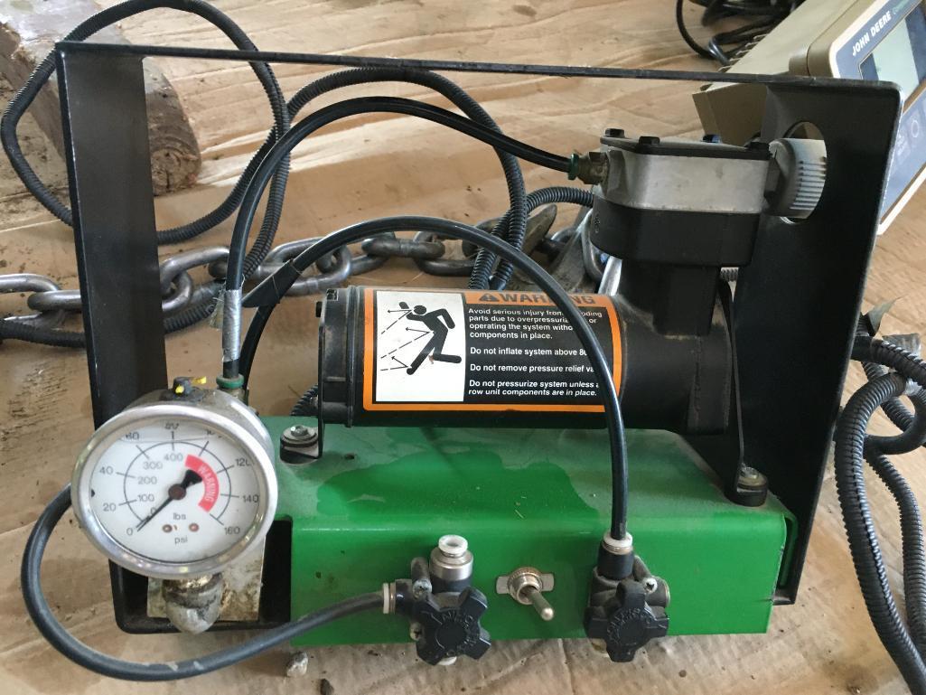 2001 John Deere 1780 12/23 planter