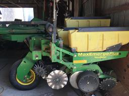 2001 John Deere 1780 12/23 planter