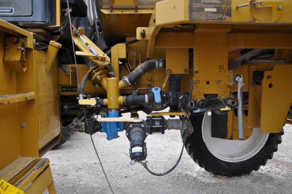 RoGator 854 self-propelled sprayer