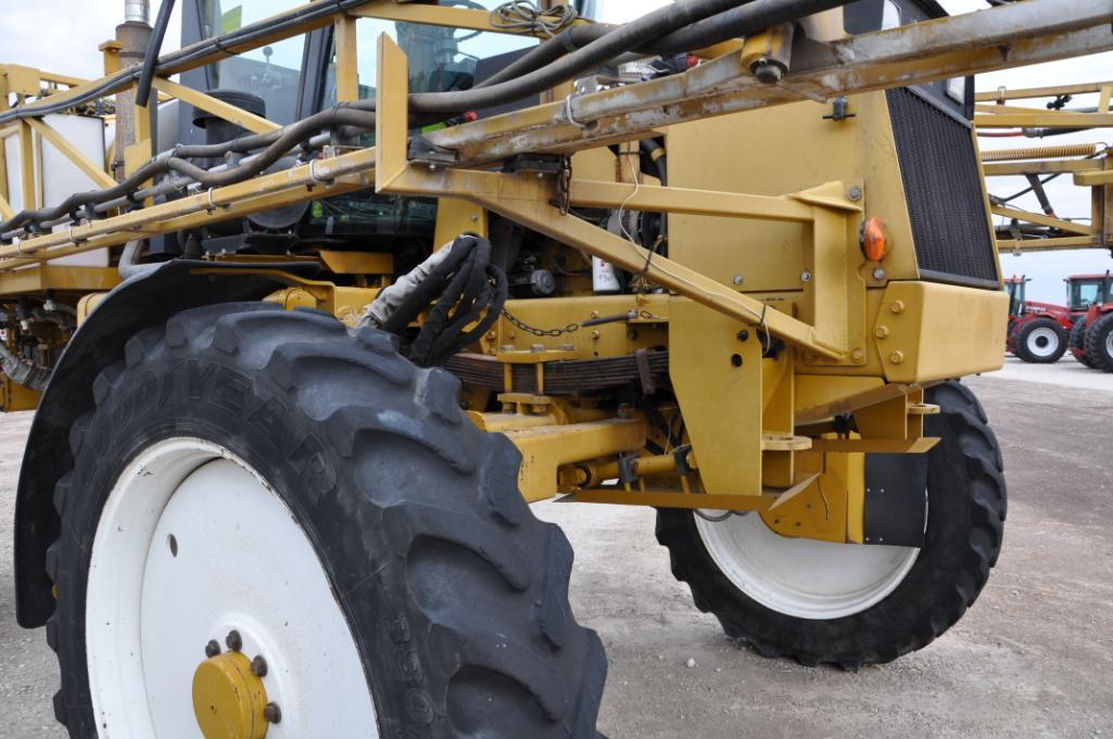 RoGator 854 self-propelled sprayer