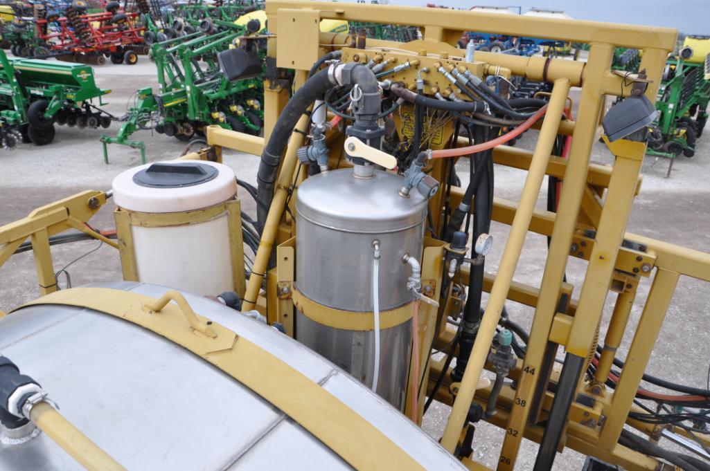 RoGator 854 self-propelled sprayer