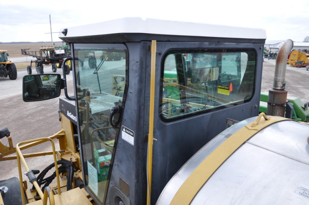 RoGator 854 self-propelled sprayer