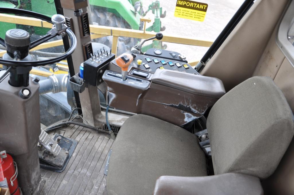 RoGator 854 self-propelled sprayer