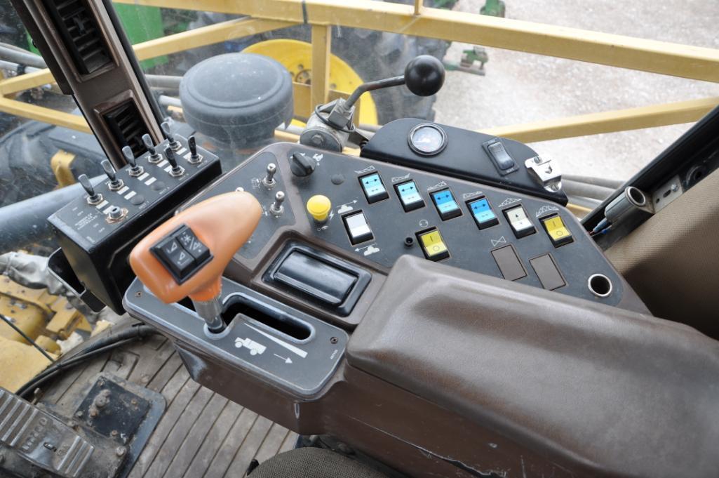 RoGator 854 self-propelled sprayer