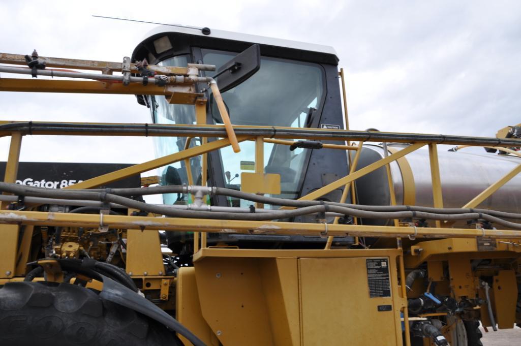 RoGator 854 self-propelled sprayer