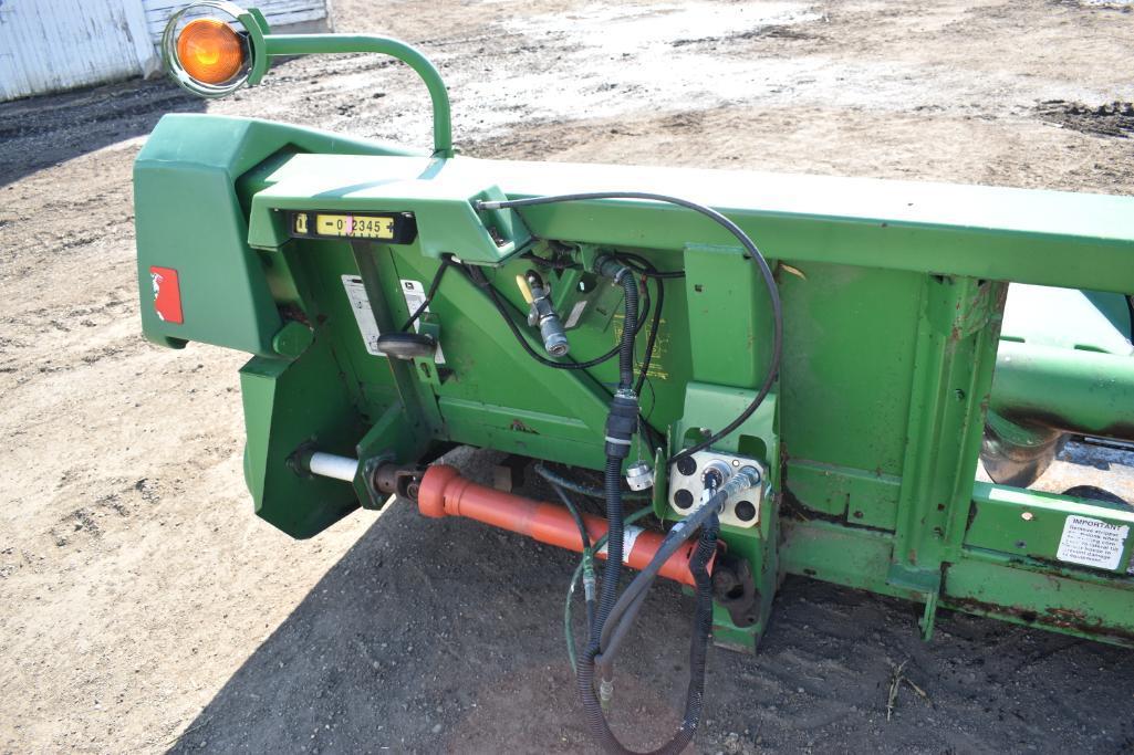 John Deere 693 6 row 30" corn head
