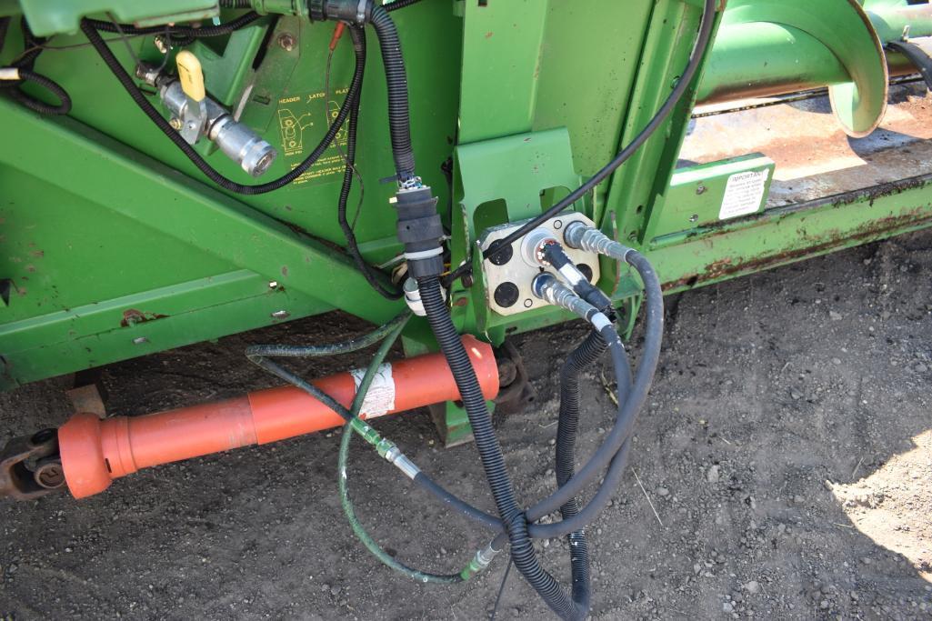 John Deere 693 6 row 30" corn head