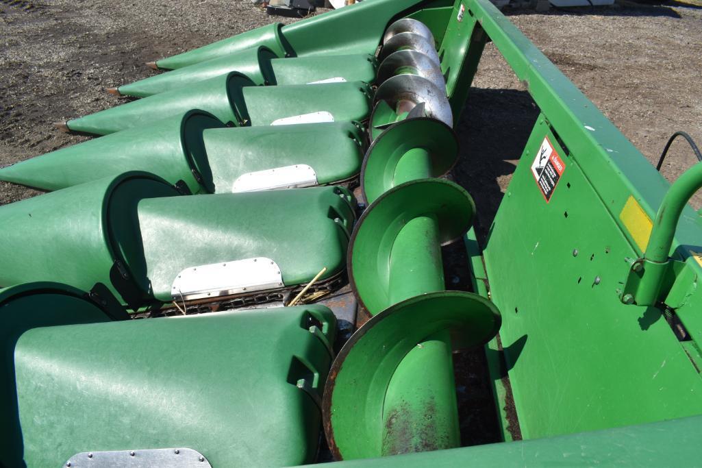 John Deere 693 6 row 30" corn head