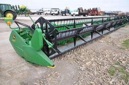 John Deere 635F 35' HydraFlex platform