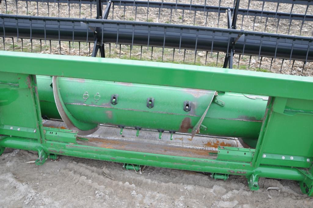 John Deere 635F 35' HydraFlex platform