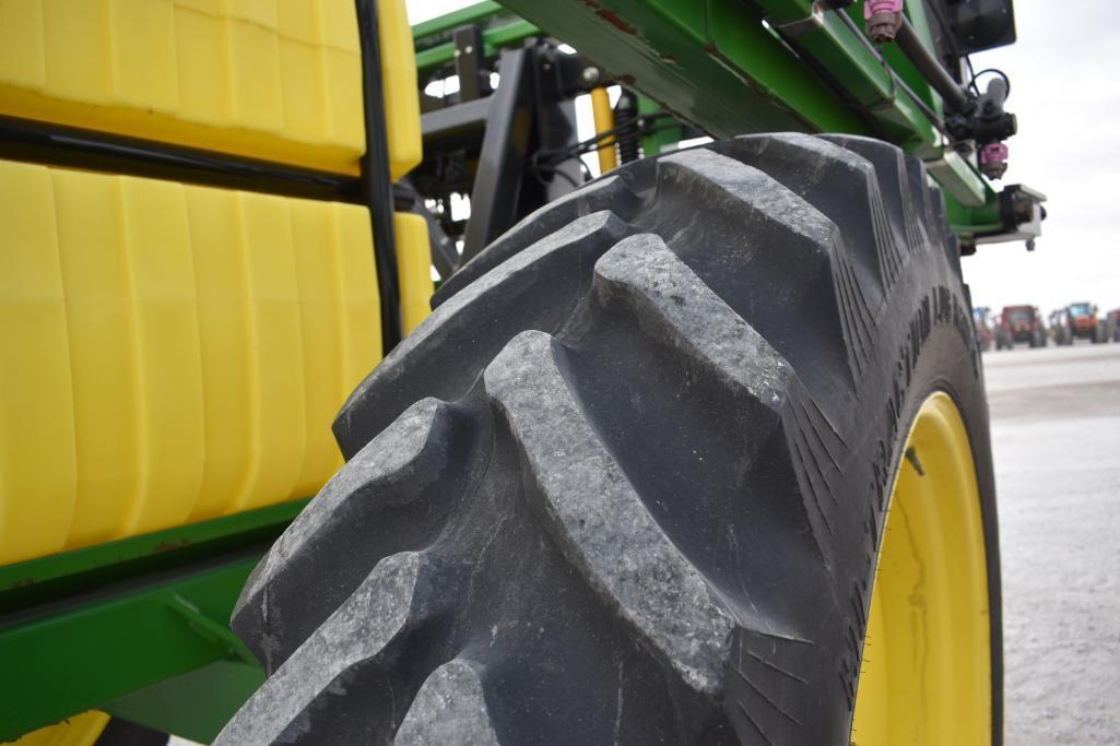 Fast 7420 pull-type sprayer