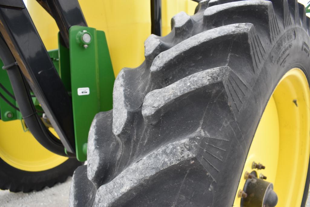 Fast 7420 pull-type sprayer