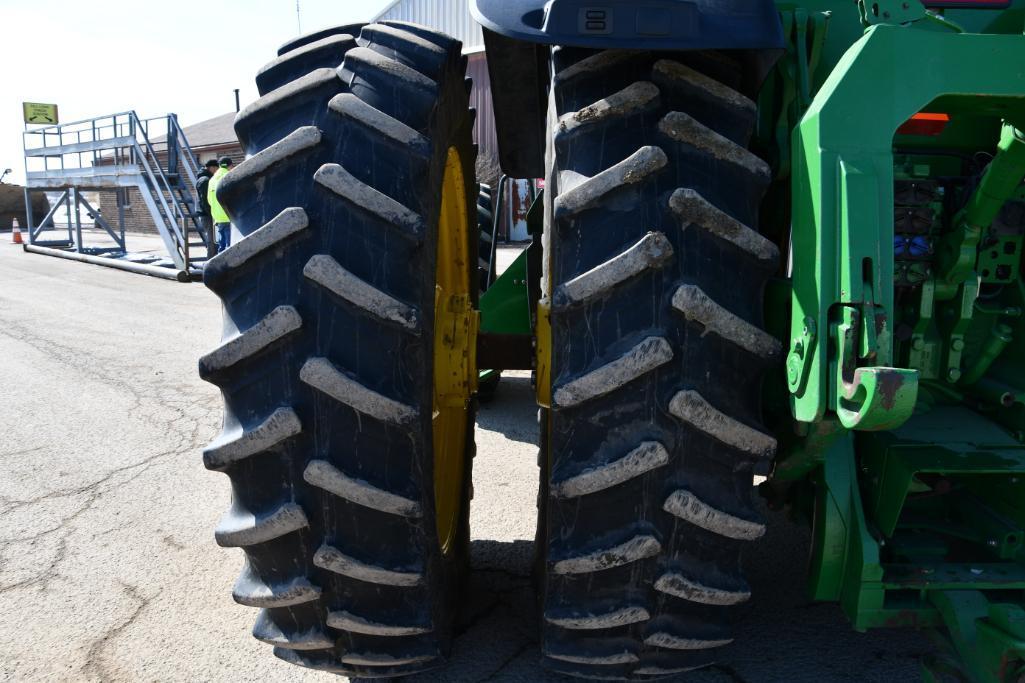 2012 John Deere 8360R MFWD tractor