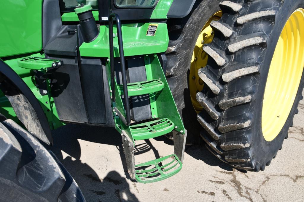 2012 John Deere 8360R MFWD tractor