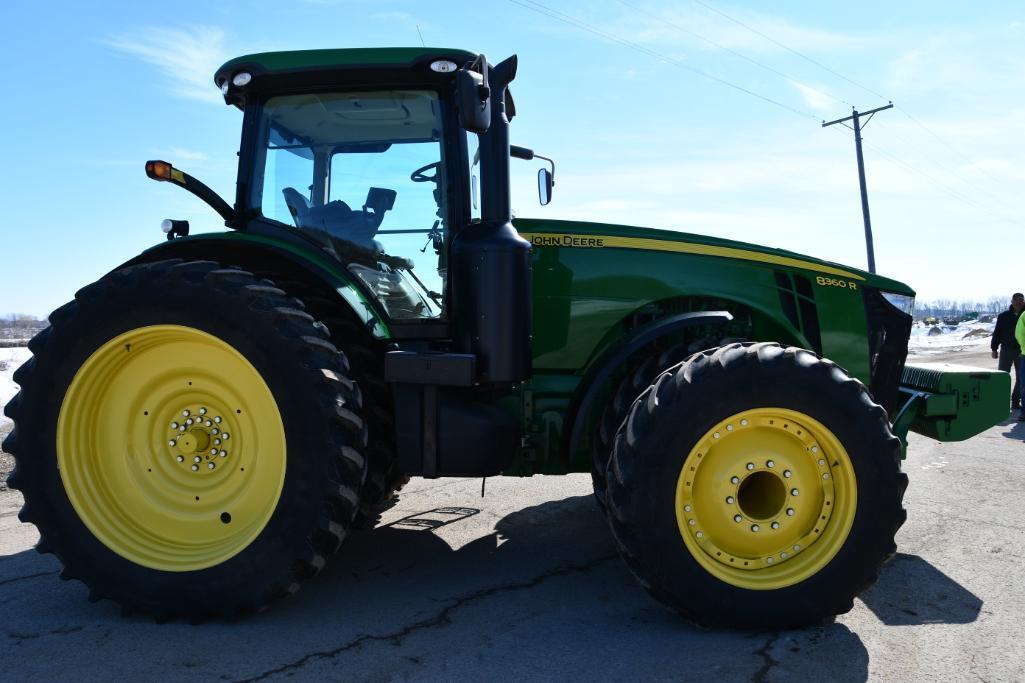 2012 John Deere 8360R MFWD tractor