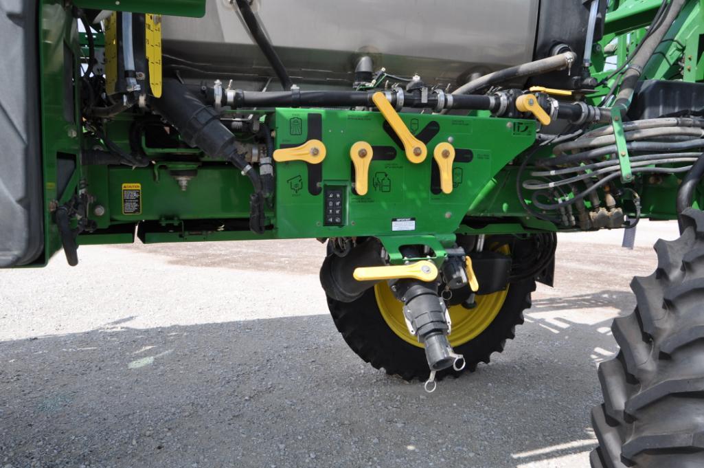 2015 John Deere R4030 self propelled sprayer
