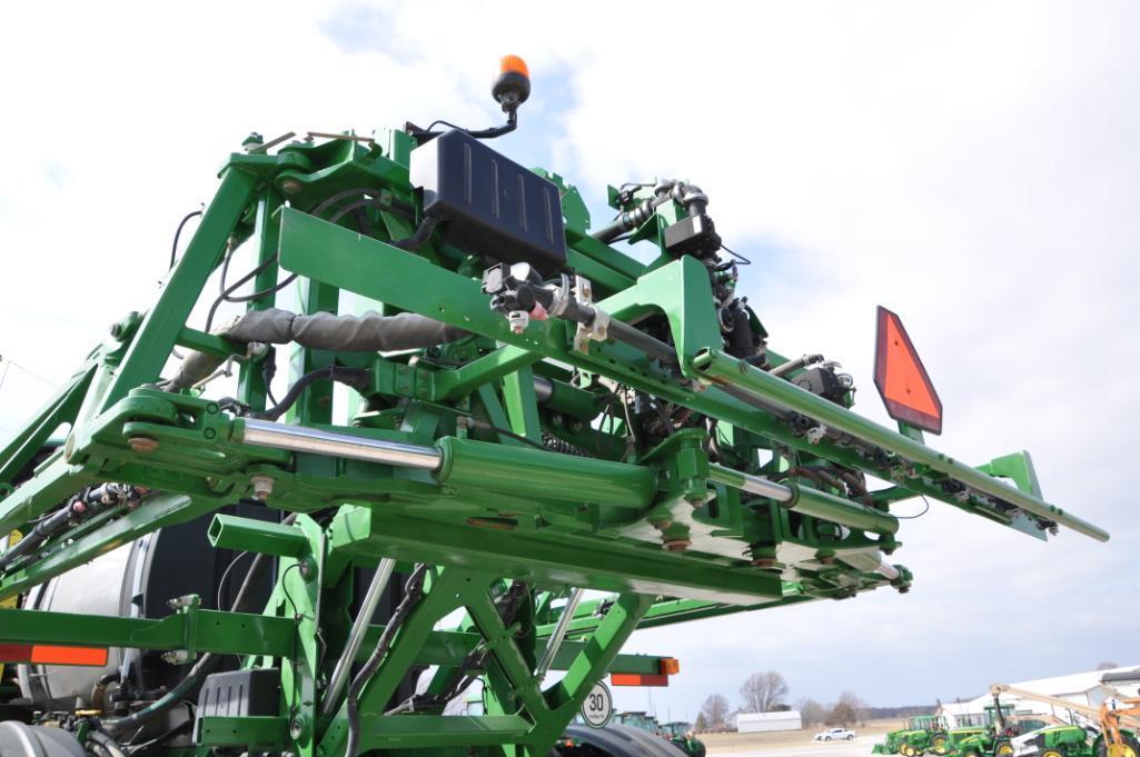 2015 John Deere R4030 self propelled sprayer