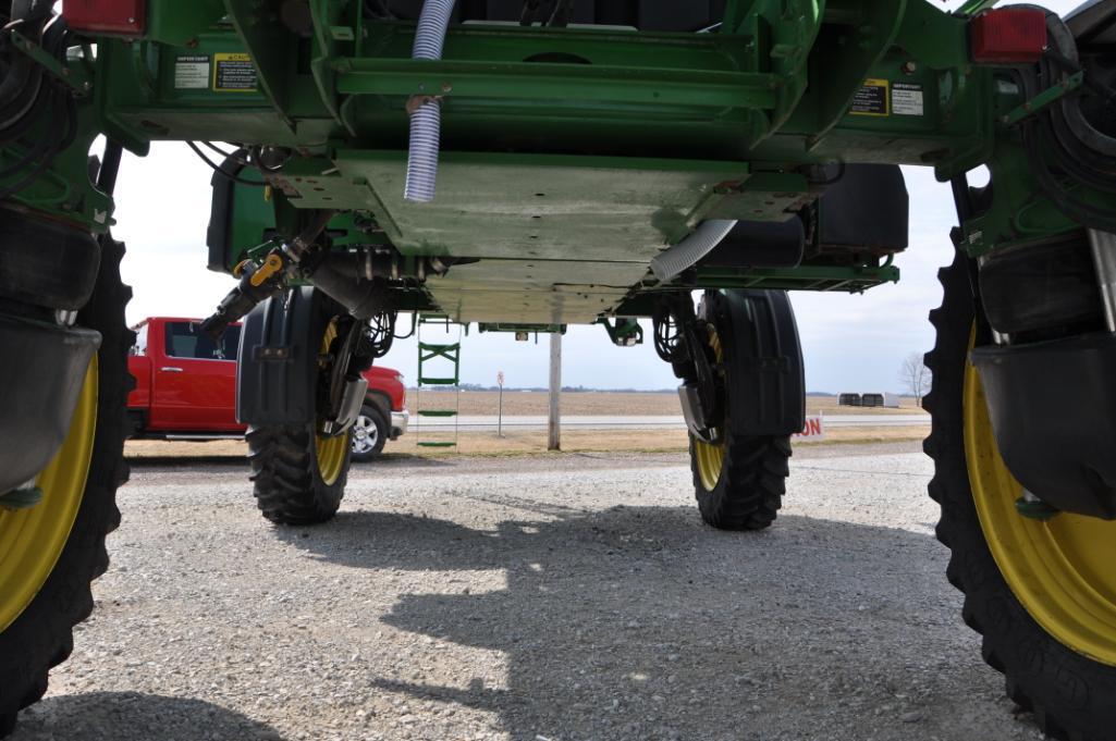 2015 John Deere R4030 self propelled sprayer