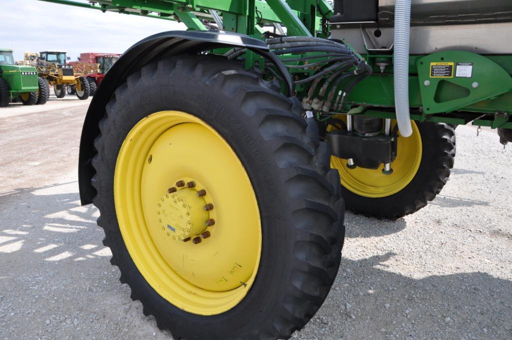 2015 John Deere R4030 self propelled sprayer