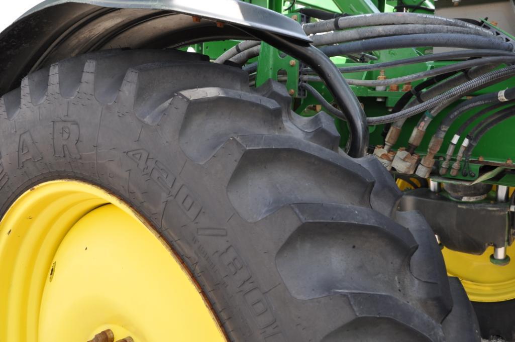 2015 John Deere R4030 self propelled sprayer