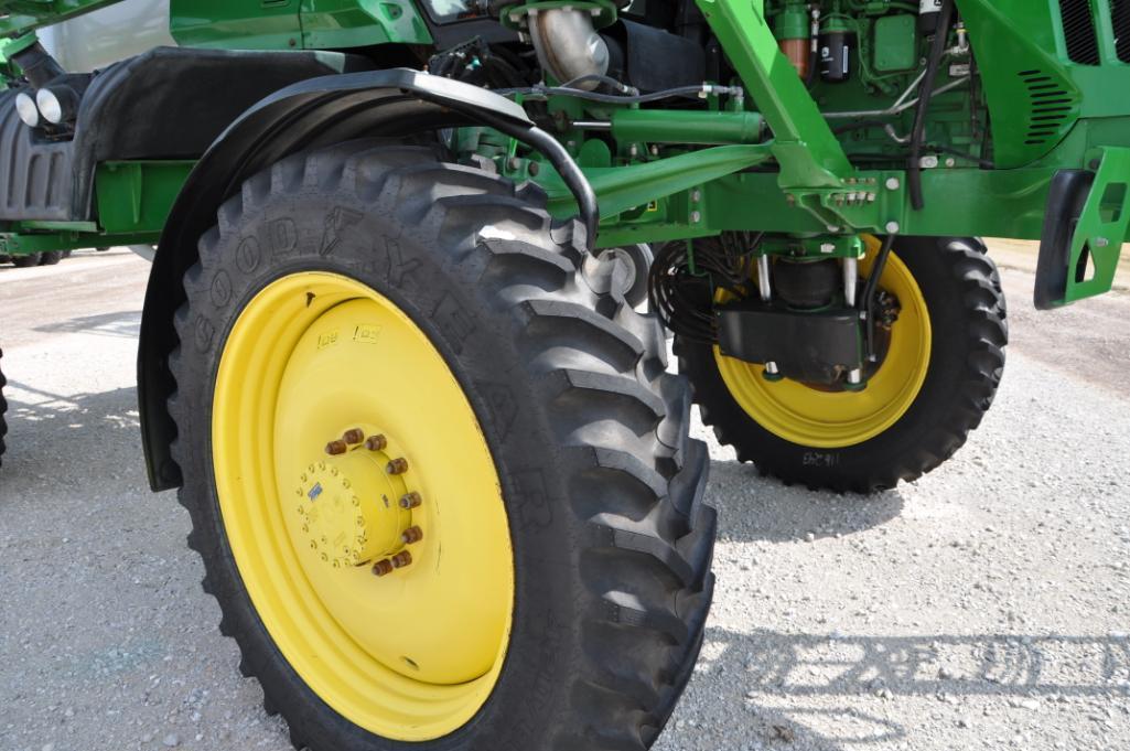 2015 John Deere R4030 self propelled sprayer