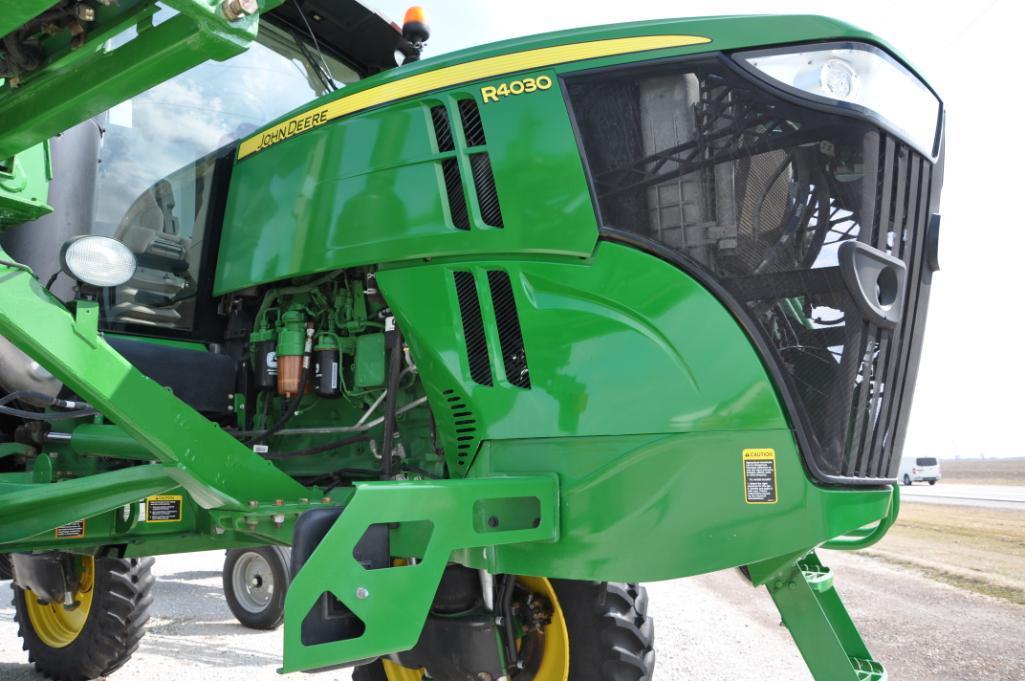 2015 John Deere R4030 self propelled sprayer