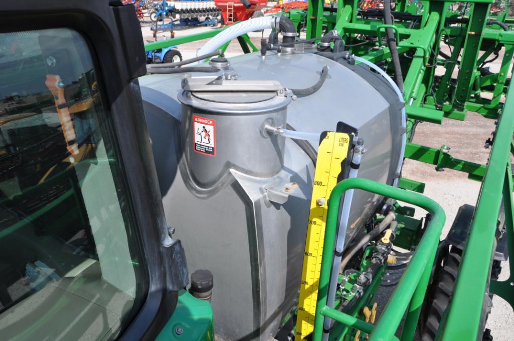 2015 John Deere R4030 self propelled sprayer