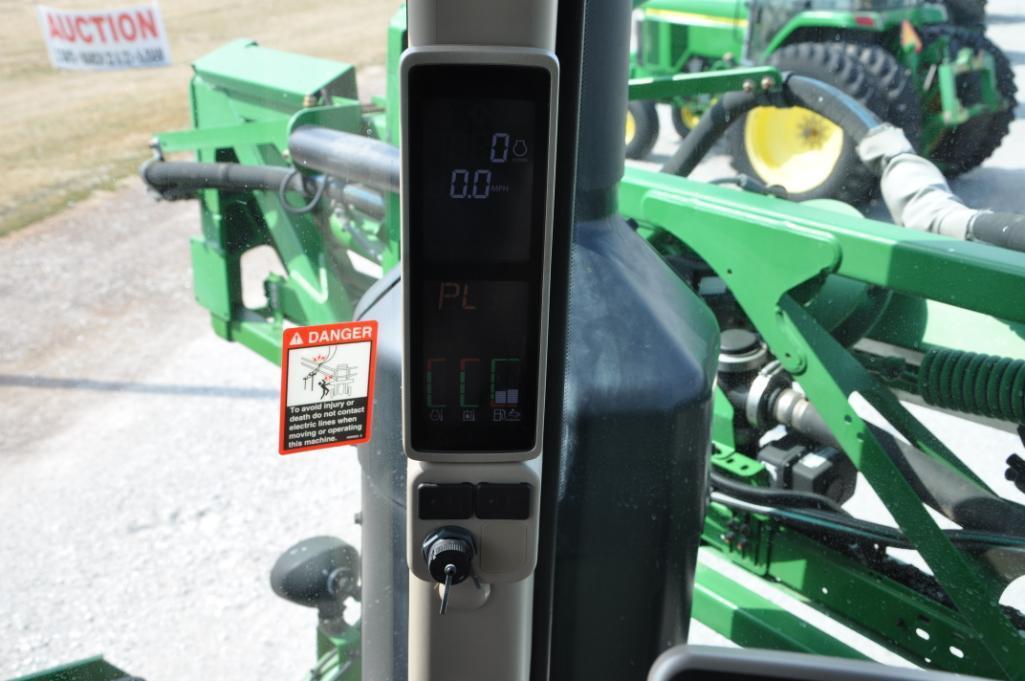 2015 John Deere R4030 self propelled sprayer