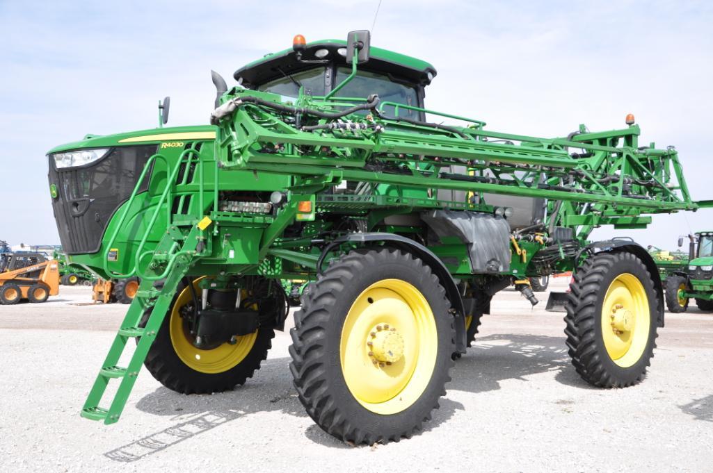 2015 John Deere R4030 self propelled sprayer