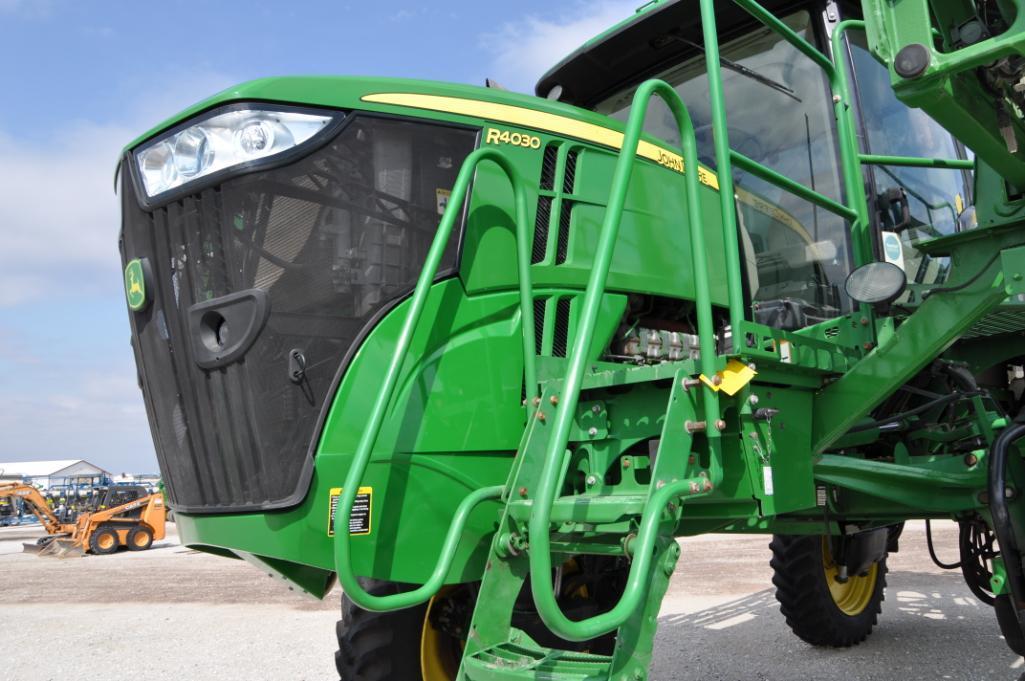 2015 John Deere R4030 self propelled sprayer