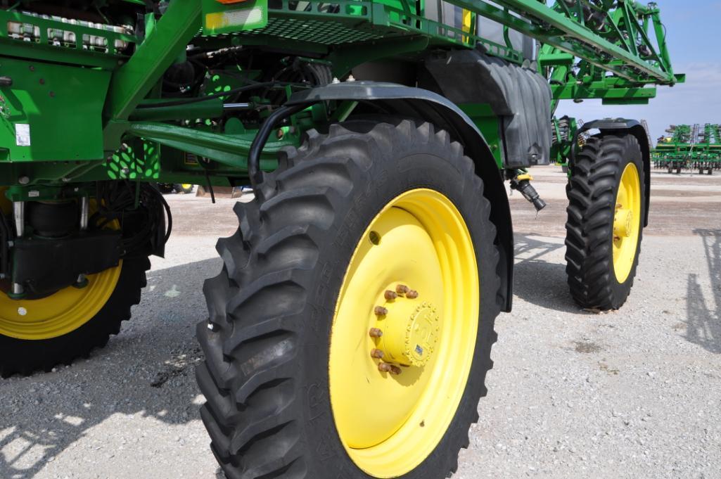 2015 John Deere R4030 self propelled sprayer