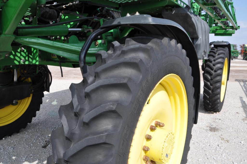 2015 John Deere R4030 self propelled sprayer
