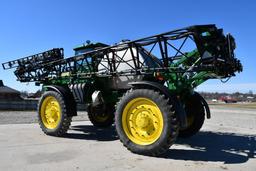 2014 John Deere 4940 self-propelled sprayer