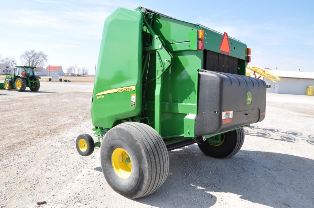2018 John Deere 560M round baler