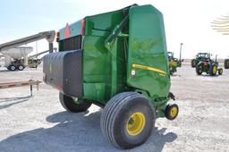 2018 John Deere 560M round baler