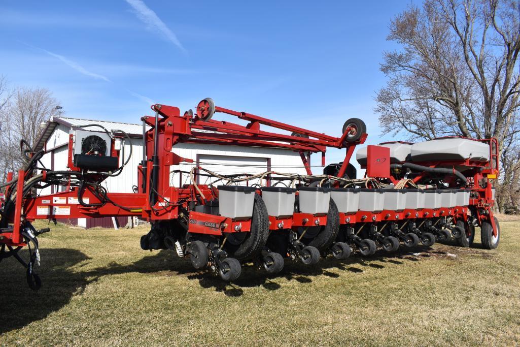 2007 Case-IH 1250 24 row 30" planter