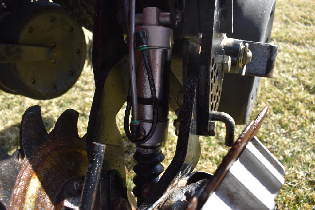 2007 Case-IH 1250 24 row 30" planter