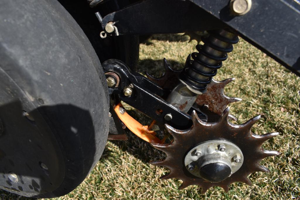 2007 Case-IH 1250 24 row 30" planter