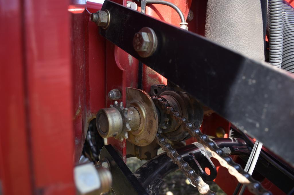 2007 Case-IH 1250 24 row 30" planter