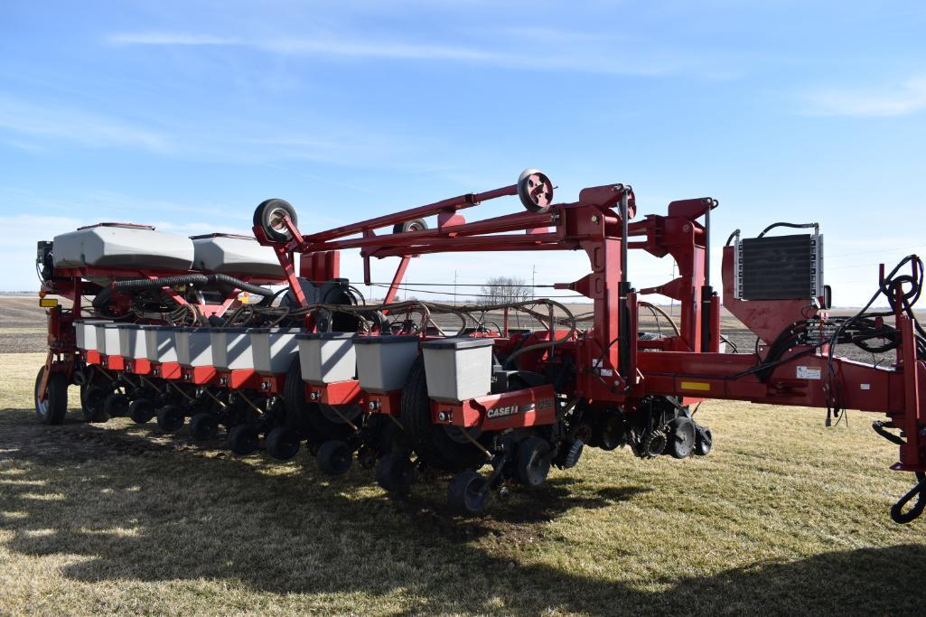 2007 Case-IH 1250 24 row 30" planter