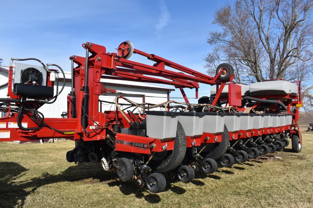 2007 Case-IH 1250 24 row 30" planter
