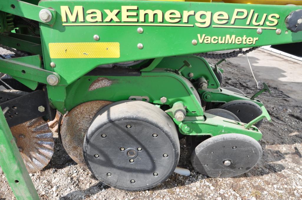 2000 John Deere 1780 6/11 planter