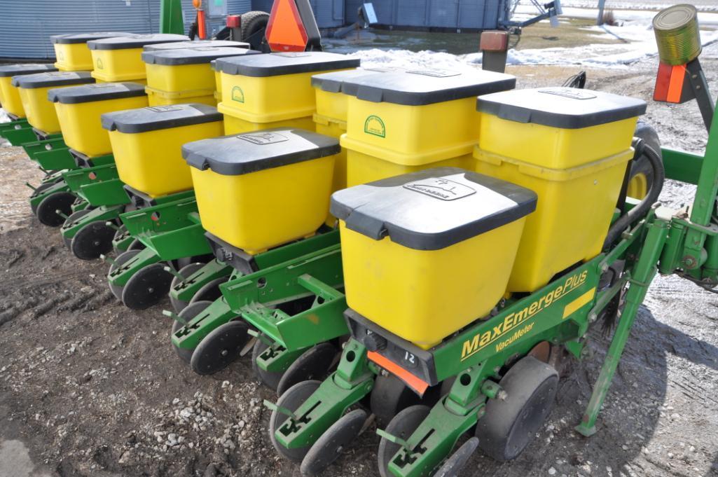 2000 John Deere 1780 6/11 planter