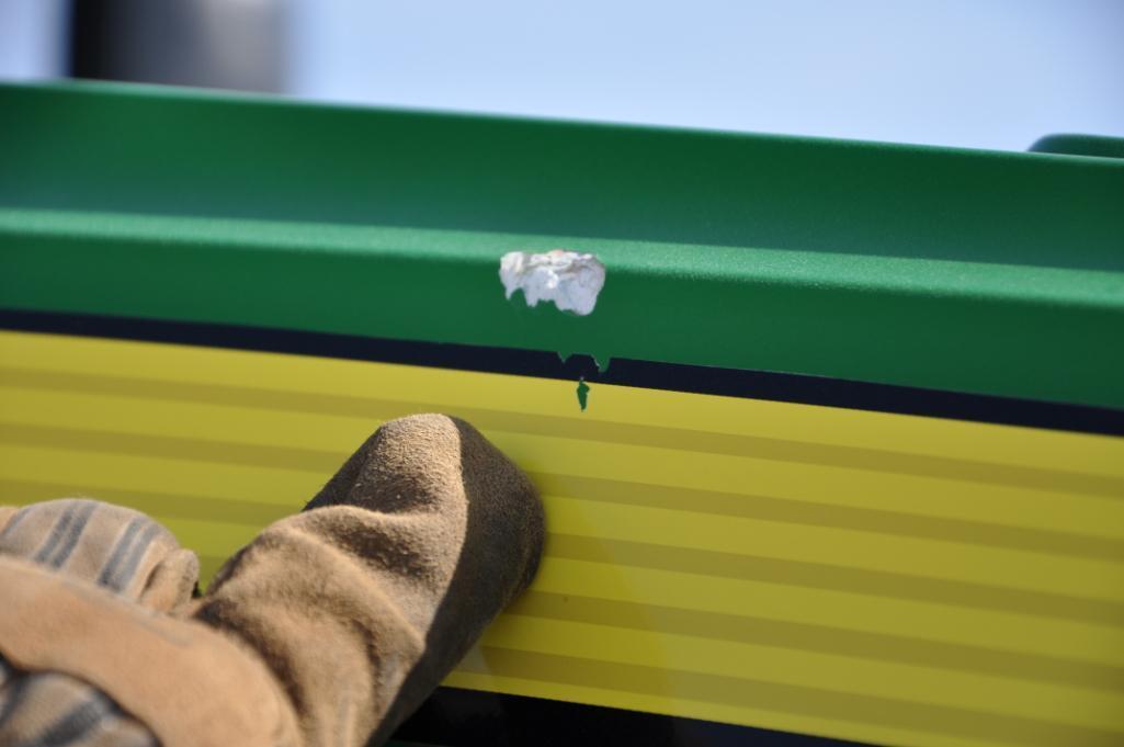 2012 John Deere 8360R MFWD tractor