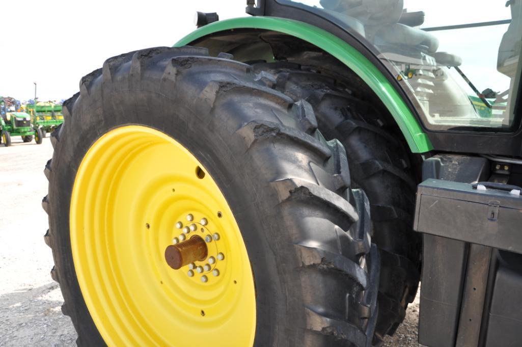 2012 John Deere 8360R MFWD tractor