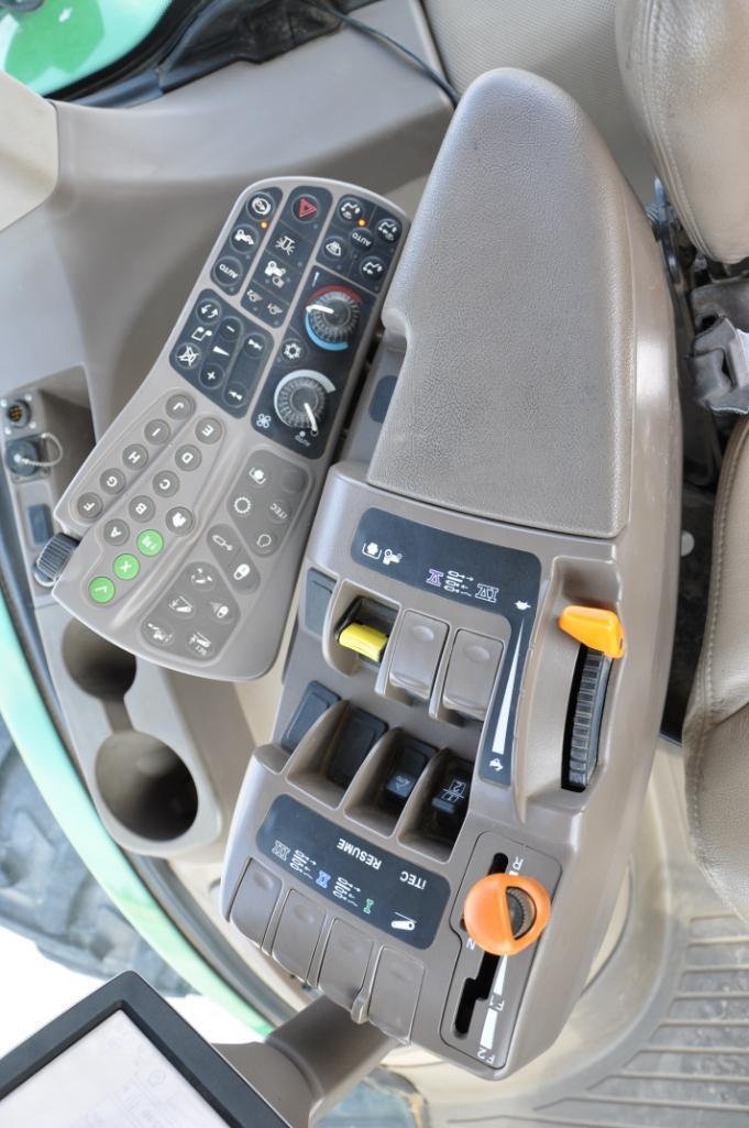 2012 John Deere 8360R MFWD tractor