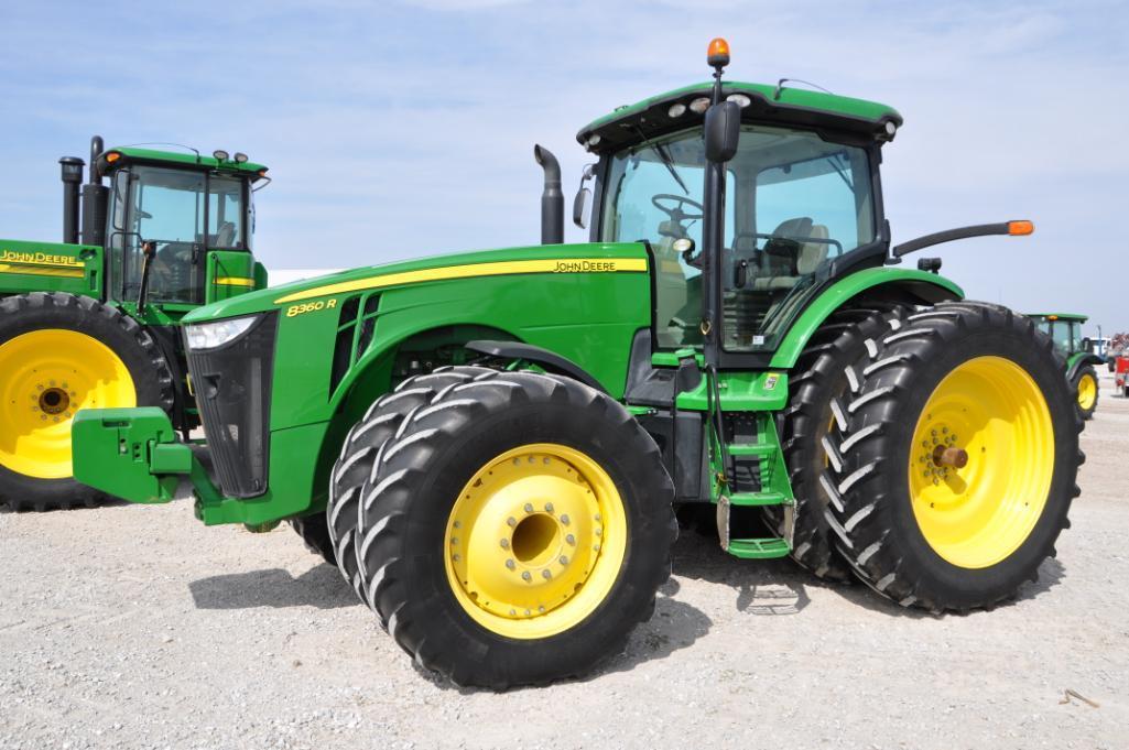 2012 John Deere 8360R MFWD tractor