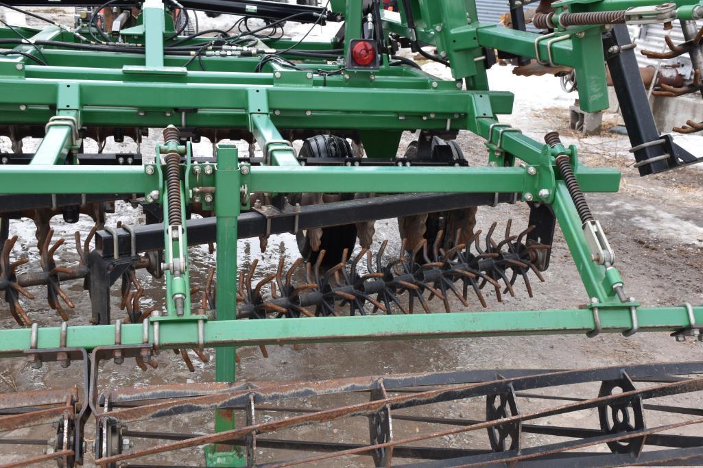 Great Plains 2400 24' "Turbo-Till" vertical tillage tool