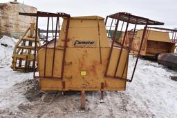 Farmstar portable cattle feeder w/ calf gates