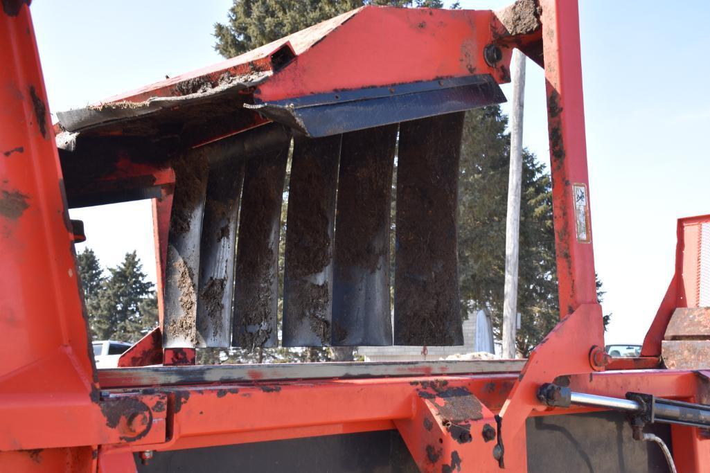 Kuhn Knight 2044 ProPush manure spreader